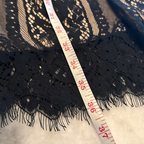 Blu Pepper black lace overlay midi dress size medium - Picture 10 of 10